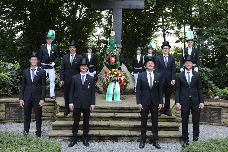 Der Vorstand und die Offiziere des St. Johannes Schützenvereines Enckhook